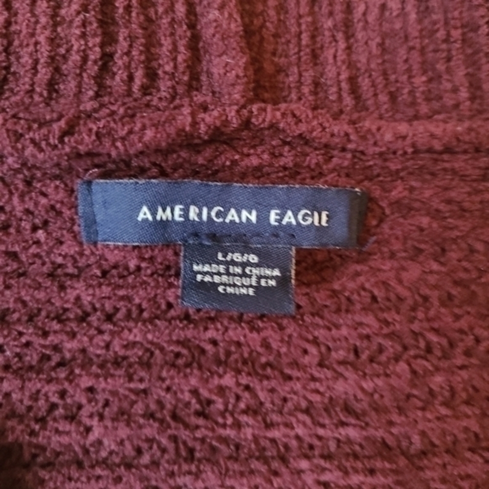 American Eagle V-Neck‎ Sweater - Picture 6 of 7
